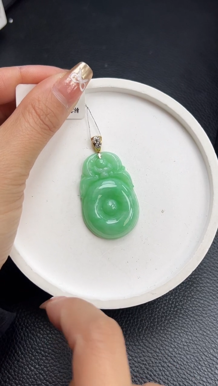 【闪购商品】翡翠颈饰18K金镶嵌YM1036-11 福贝