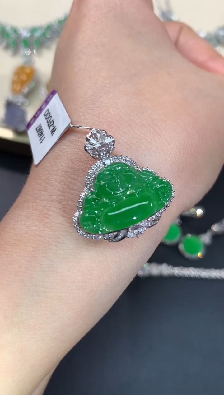 【闪购商品】翡翠吊坠(不含链)18K金镶嵌A154|19800+0