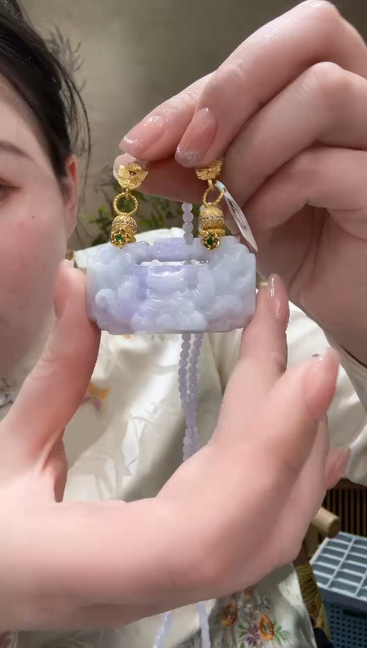 【闪购商品】翡翠颈饰未镶嵌吊坠