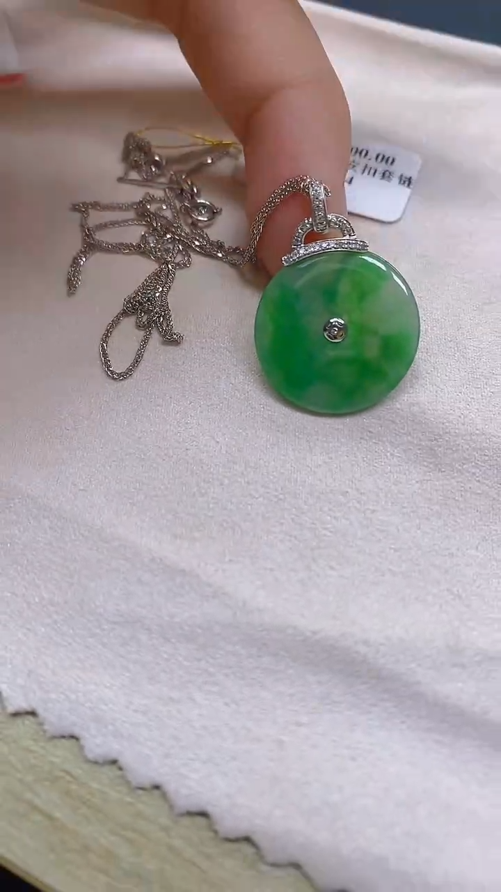 【闪购商品】翡翠颈饰18K金镶嵌新号开播，全场乱卖