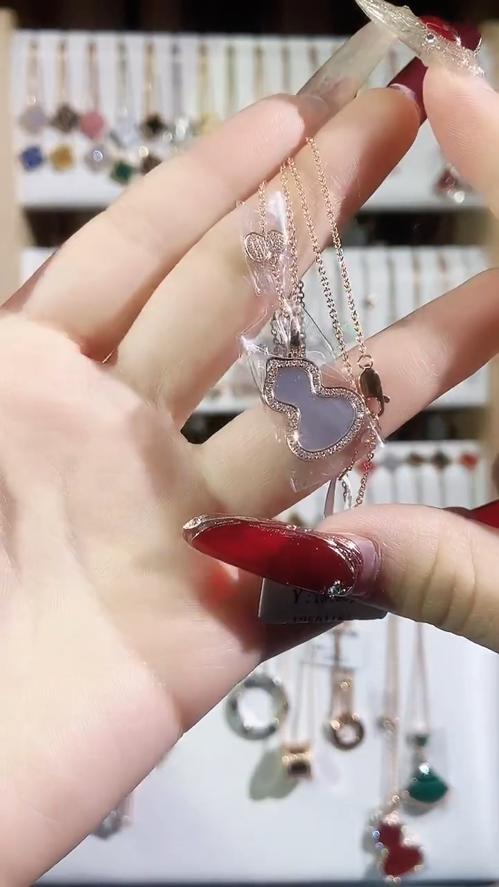 【闪购商品】钻石套链18K金镶嵌钻石K玫白葫芦