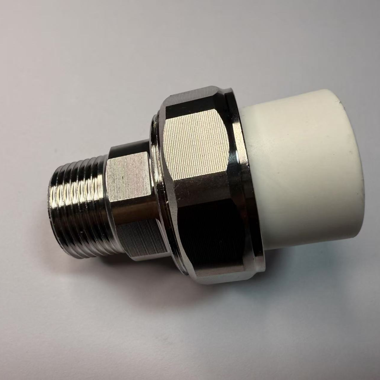 PPR不锈钢活接头外丝接头20-1/2热熔活接PE全新料20-4分