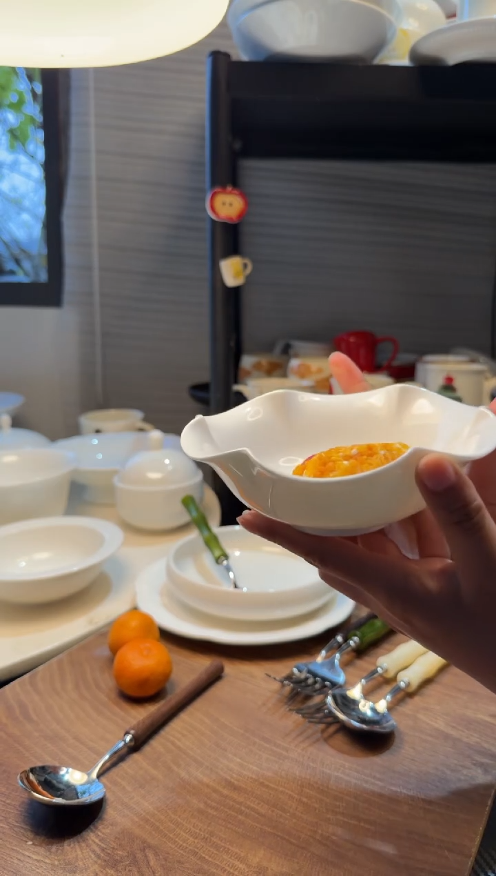 瓷6英寸小吃花朵碗