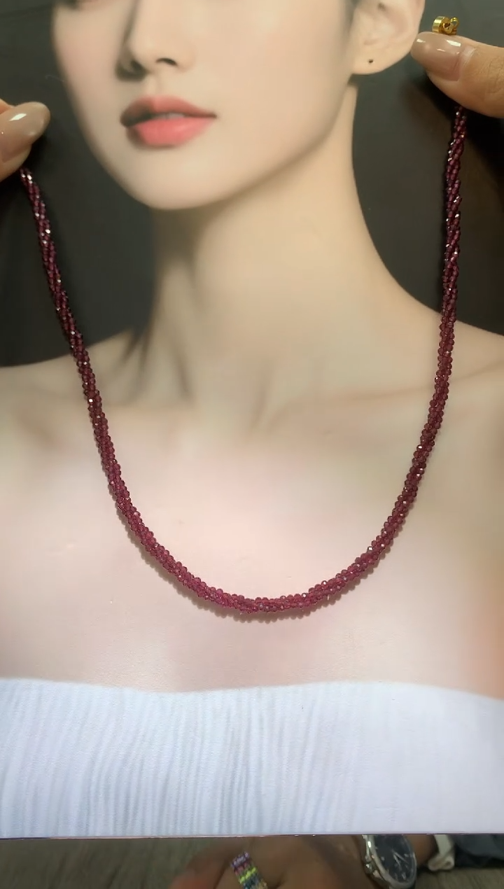 颈饰未镶嵌石榴石【宝石世家严选】
