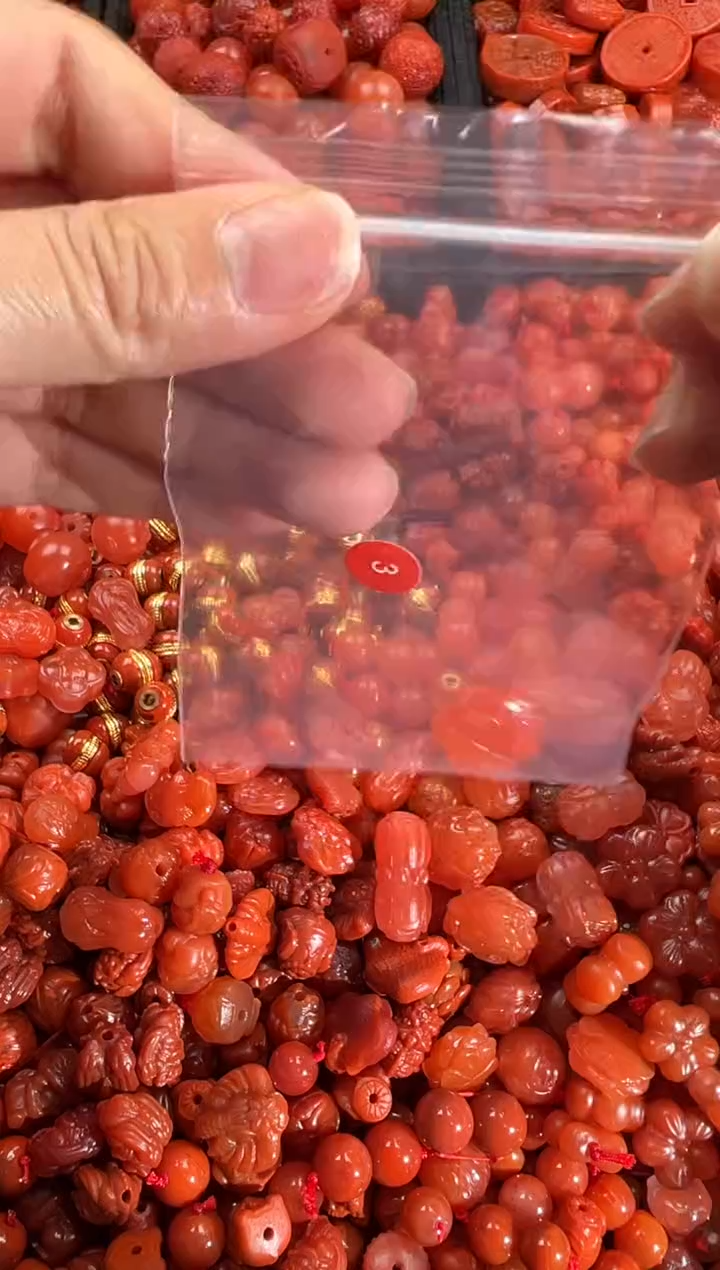 【闪购商品】南红玛瑙颈饰未镶嵌1