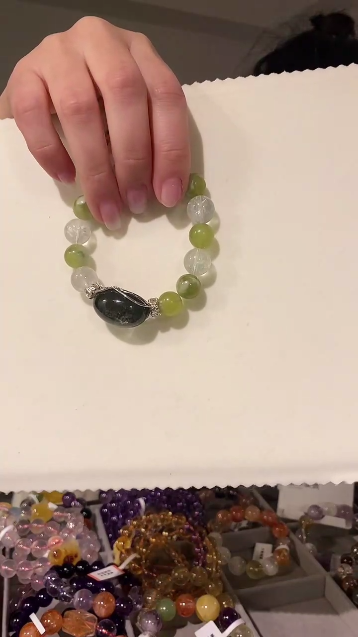 【闪购商品】水晶手链未镶嵌绿长魔盒