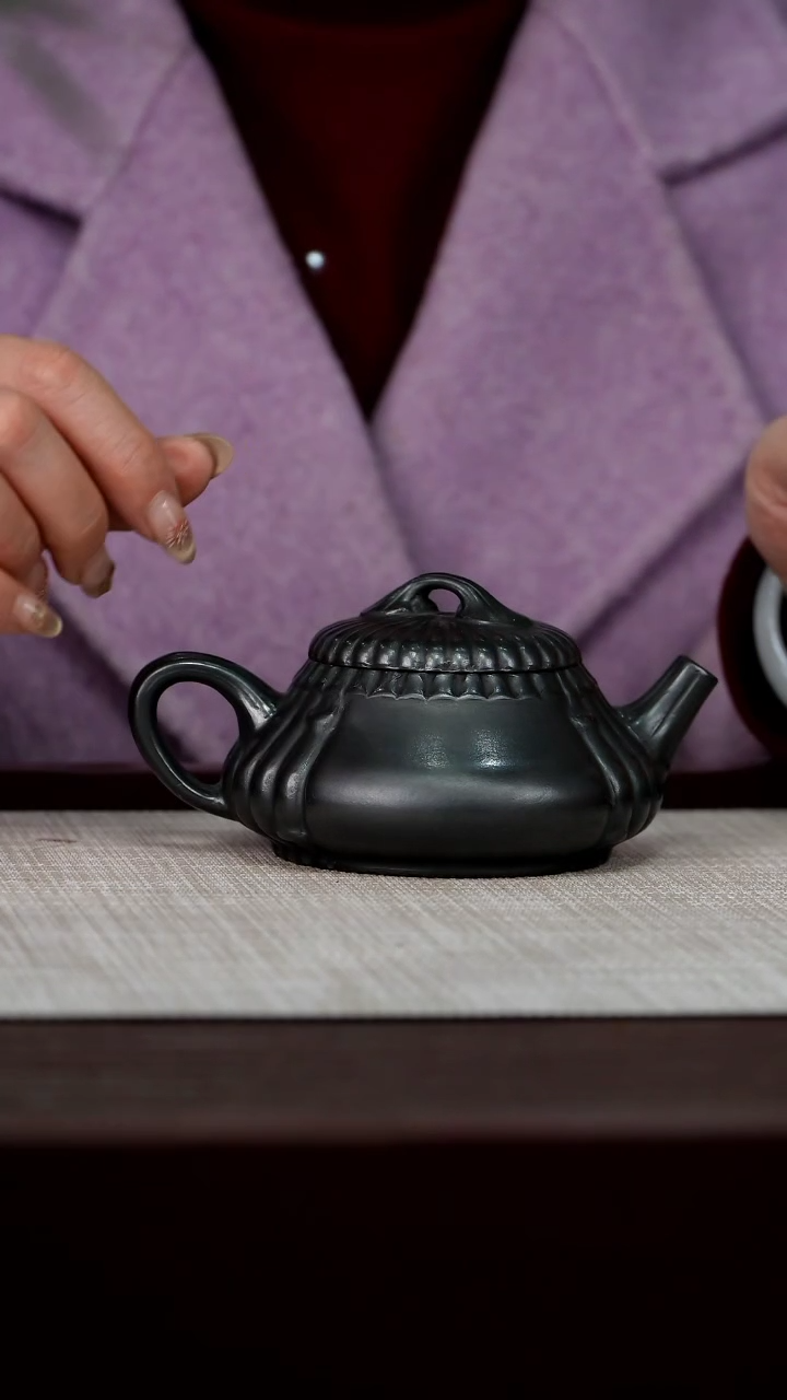 【闪购商品】宜兴原矿紫砂壶茶壶150C