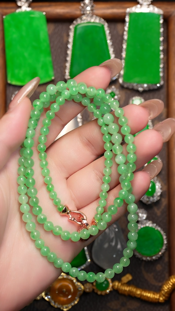 翡翠18K金镶嵌吊坠(不含链)套链