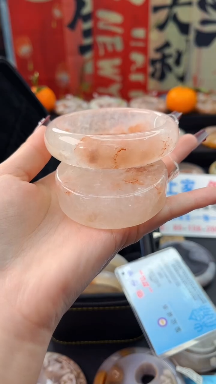 【闪购商品】石英质玉手镯未镶嵌赠送镯心（61圈口）