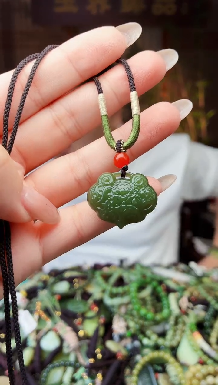 颈饰未镶嵌和田玉多样性发货拍一发一