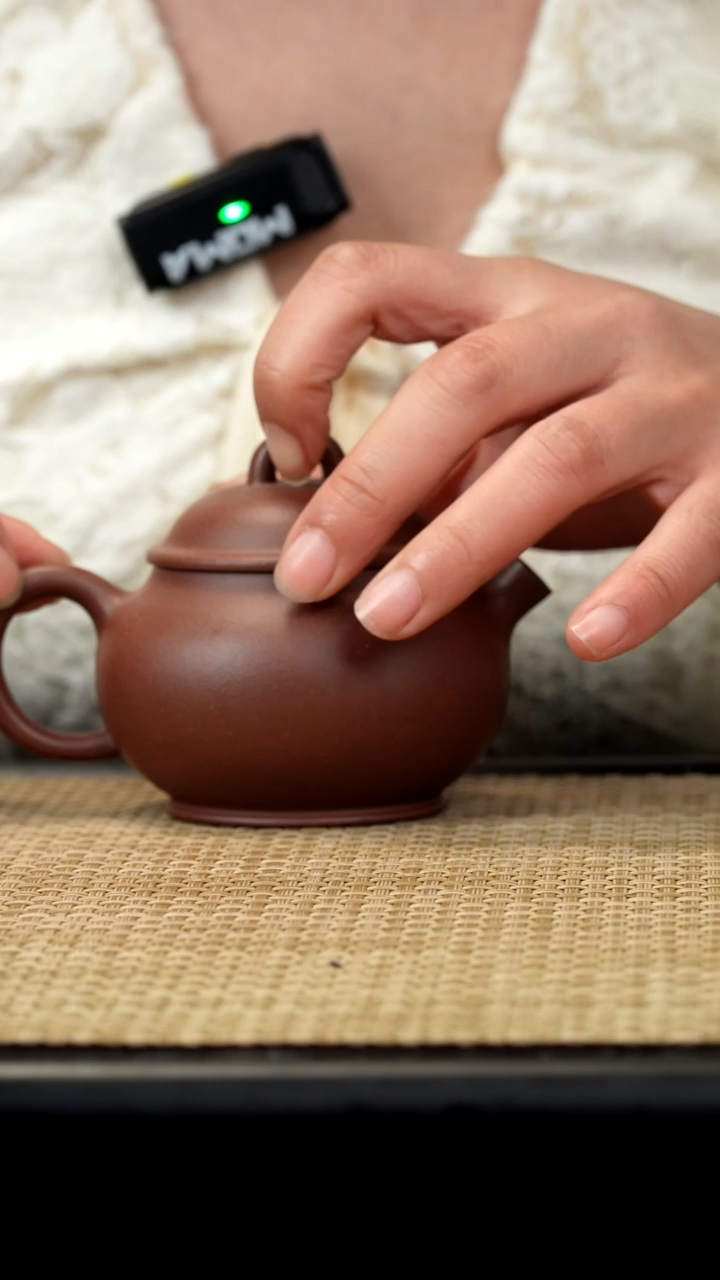 【闪购商品】紫砂茶壶底槽清巨轮150c