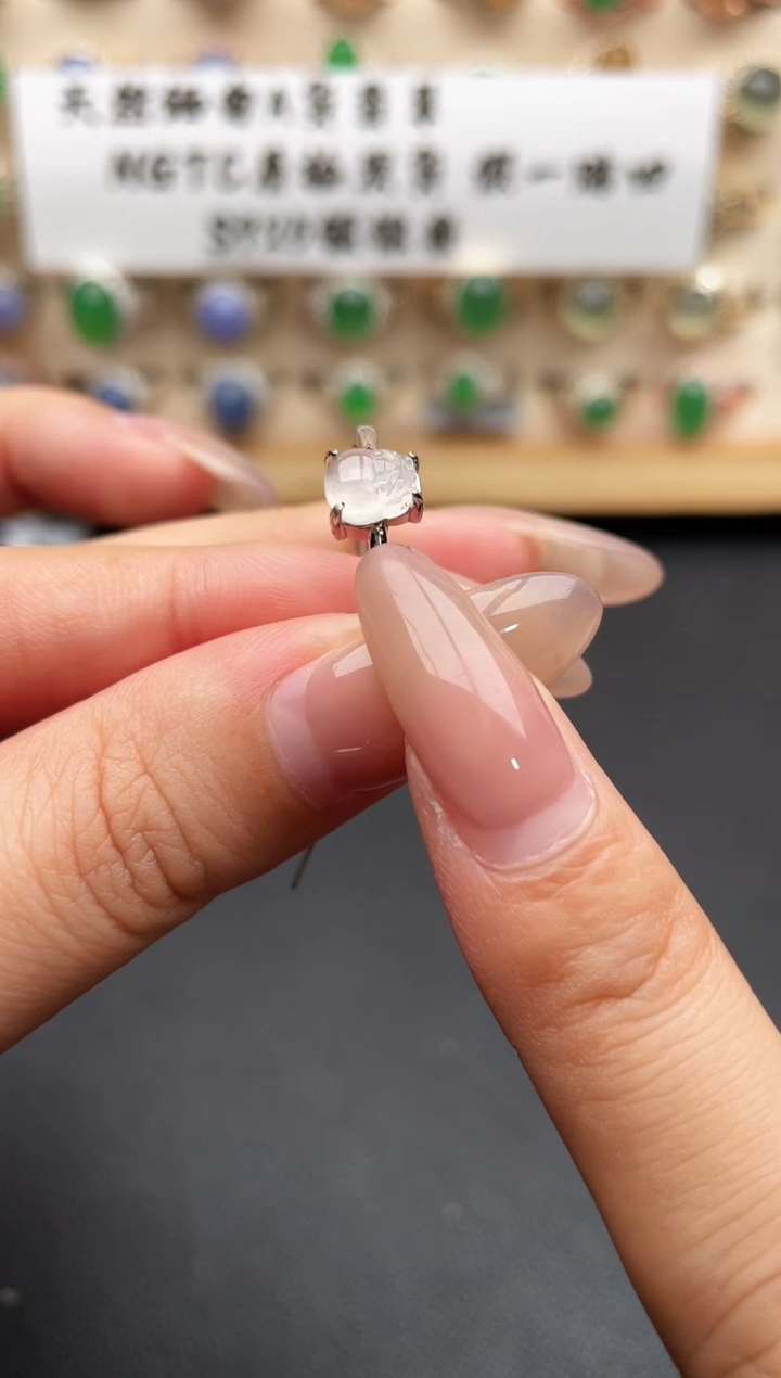 银S925镶嵌戒指翡翠一物一证一礼盒