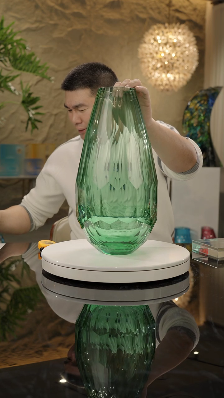 【闪购商品】摆件绿色切面花瓶