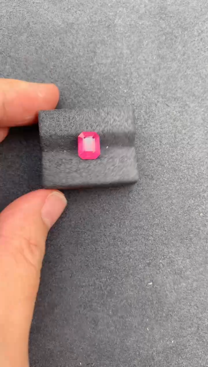 【闪购商品】尖晶石裸石未镶嵌2ct尖晶石