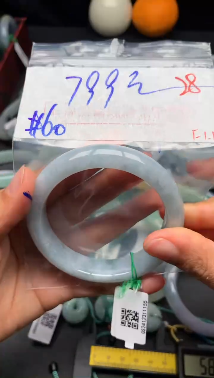 【闪购商品】定制翡翠未镶嵌毛货需精细抛光+多样性发货拍一发一