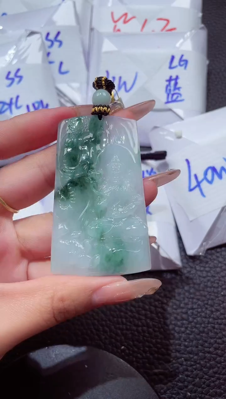 颈饰未镶嵌翡翠00000