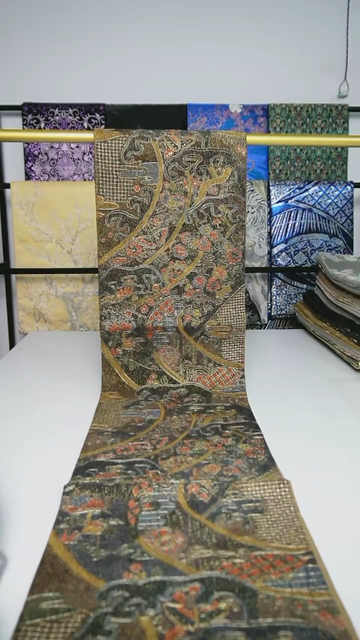 【闪购商品】织绣织锦104全通捻金底汕头绣