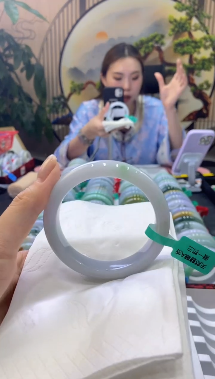 翡翠手镯未镶嵌00002064
