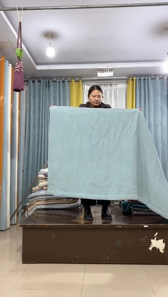 布成品窗帘2.7+1