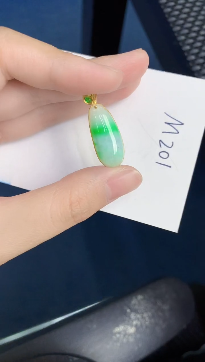 【闪购商品】翡翠颈饰18K金镶嵌000000000