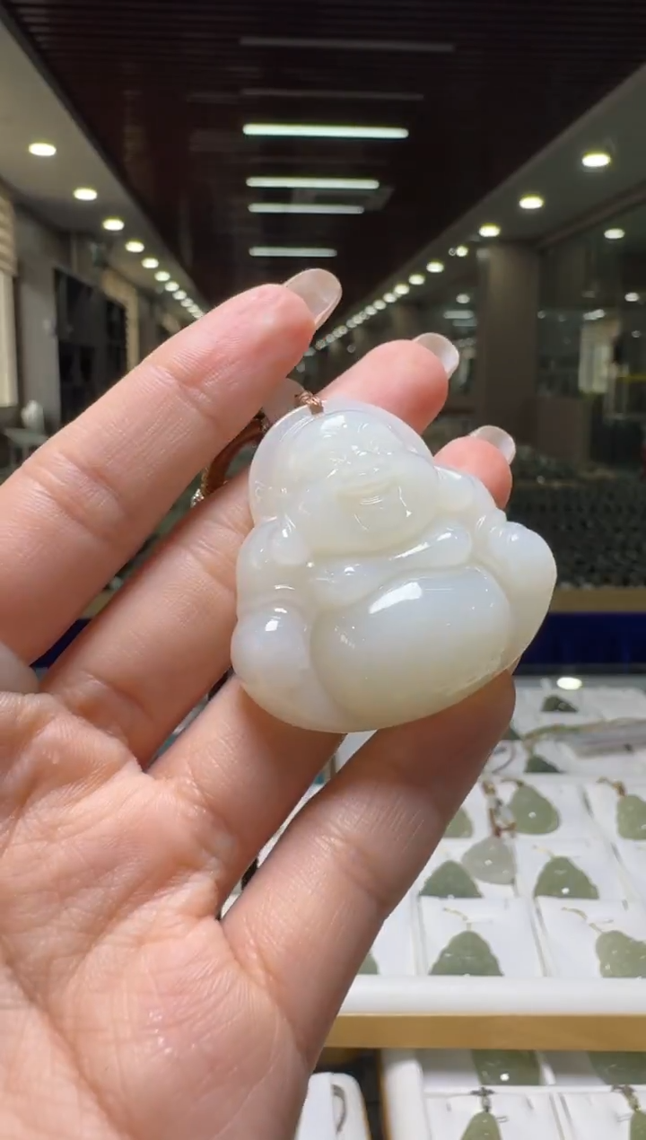 颈饰未镶嵌和田玉于阗料 约40mm大佛公吊坠/配绳