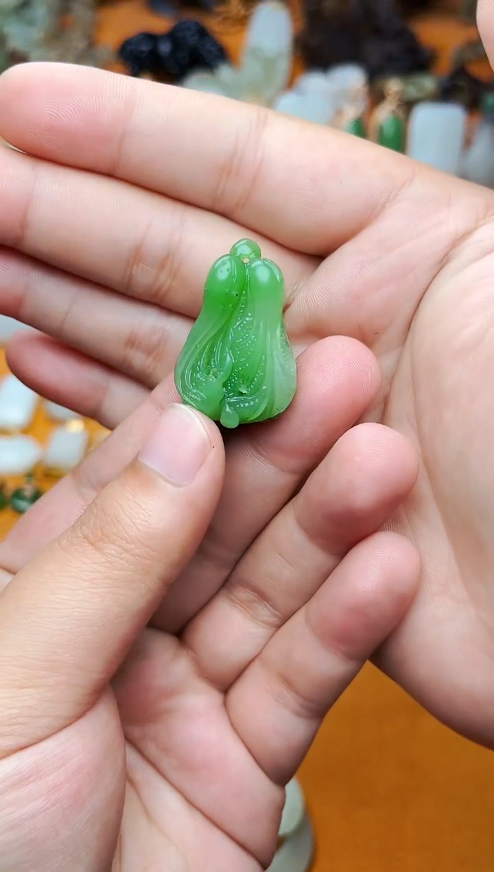 【闪购商品】和田玉颈饰未镶嵌白菜