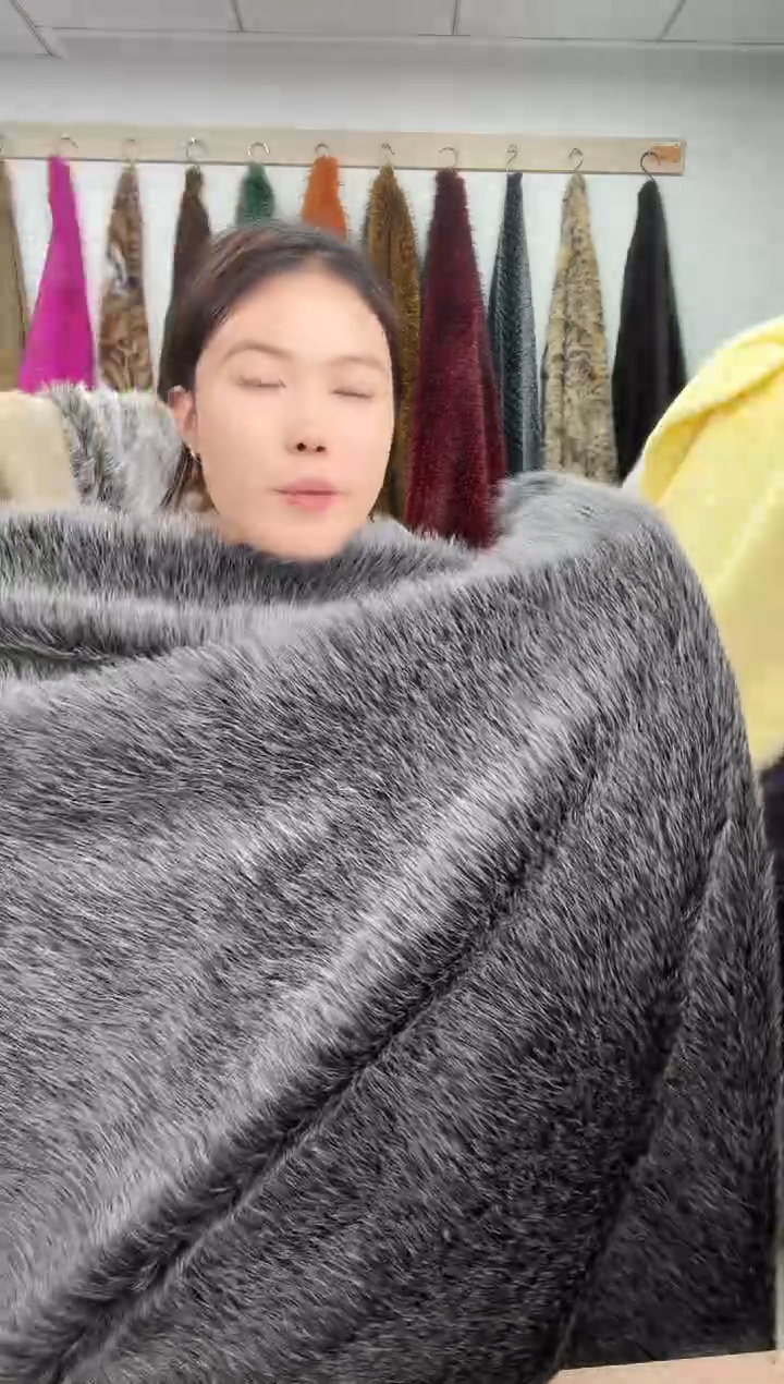 狐狸毛A35，尺寸1.8*2