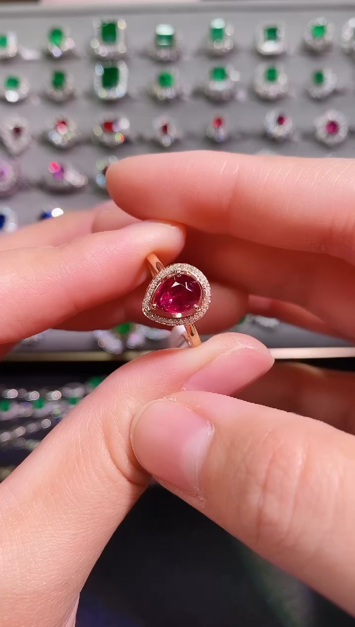 【闪购商品】碧玺18K金戒指18K金镶嵌1.5克拉