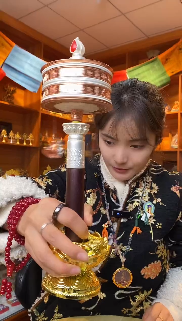 【闪购商品】泥塑六字手摇转筒-与实物略有差异介意者慎拍