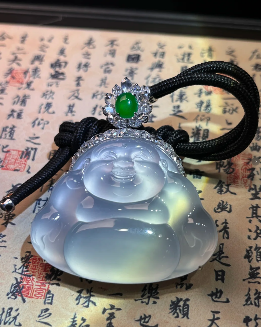 镶嵌天然A货翡翠佛公