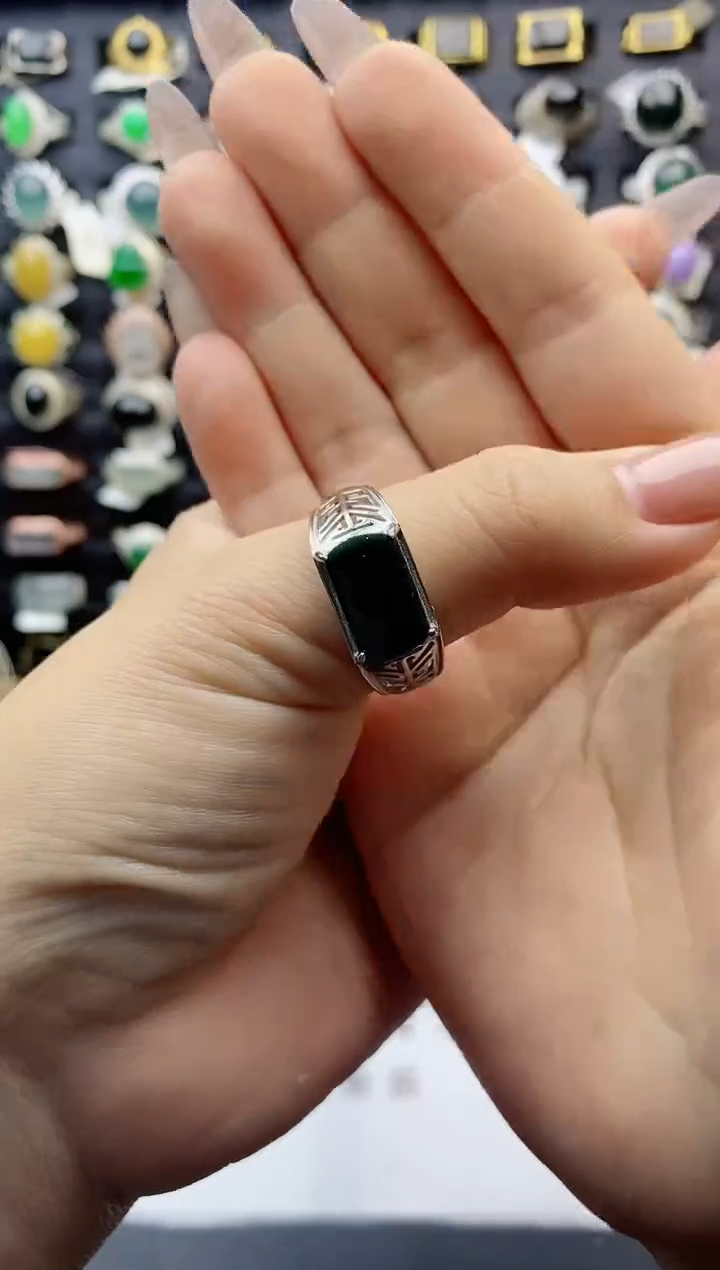 【闪购商品】翡翠戒指银S925镶嵌天然翡翠男戒