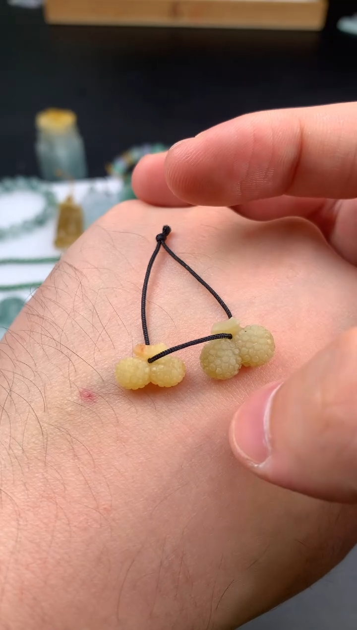 未镶嵌定制翡翠翡翠