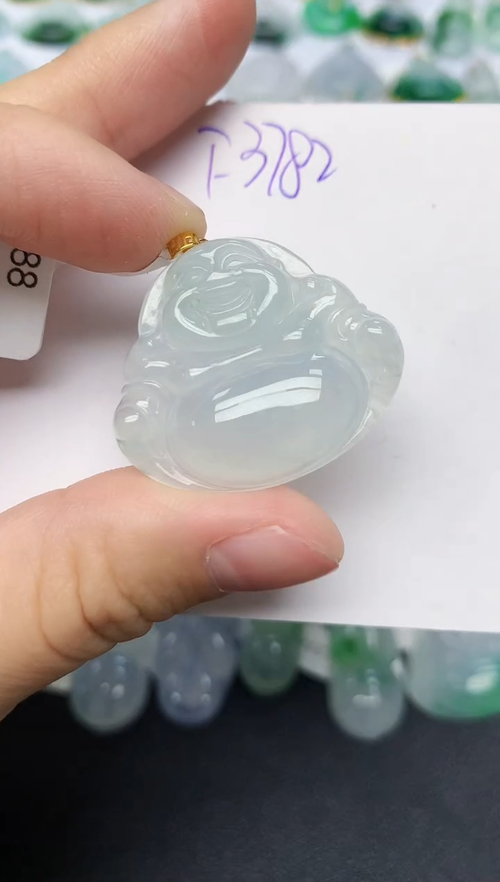 颈饰18K金镶嵌翡翠 天然缅甸A货翡翠百元以上9元证书费自理