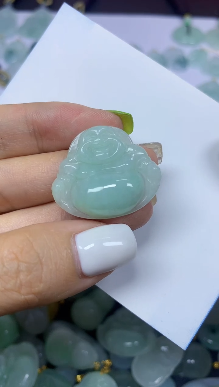 翡翠未镶嵌颈饰挂件