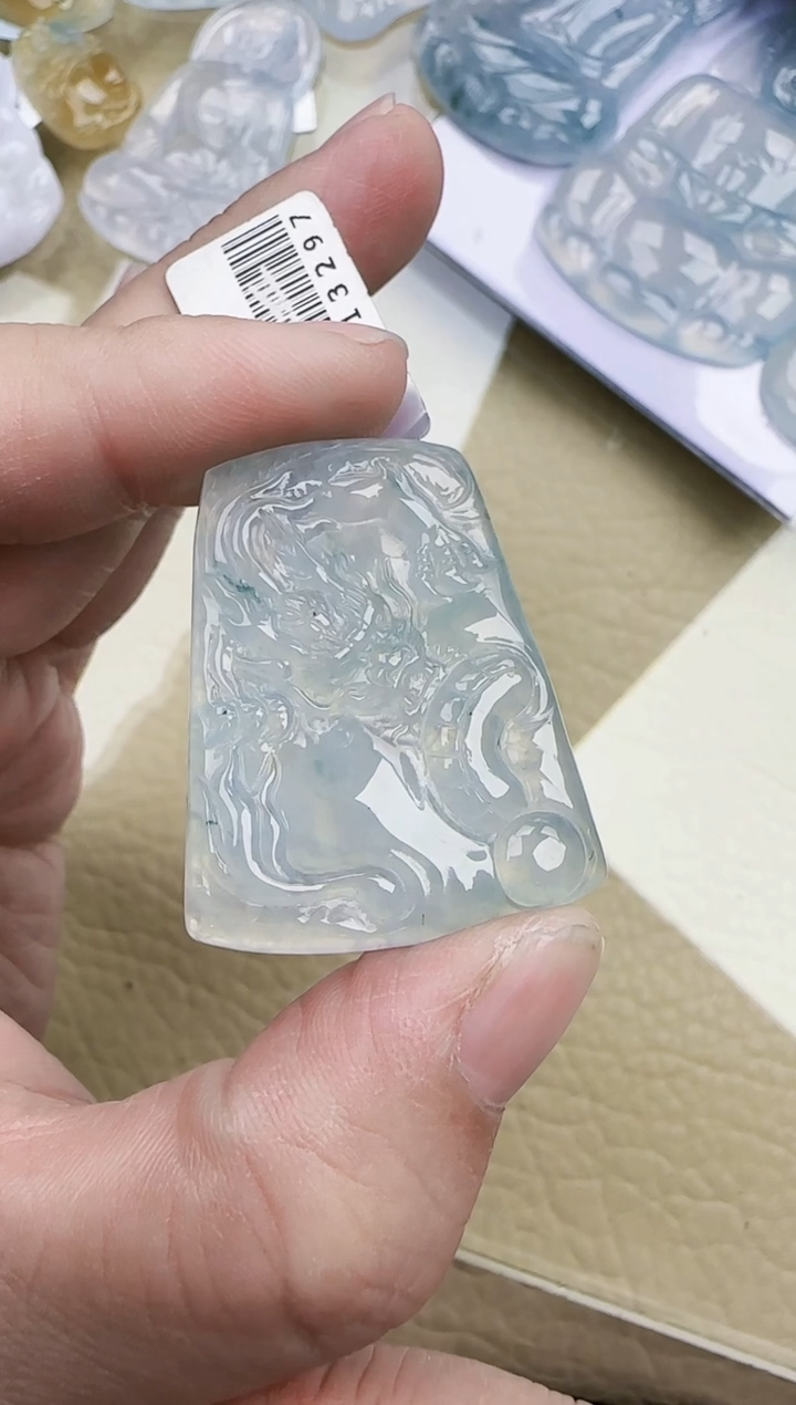 颈饰未镶嵌翡翠翡翠缅甸翡翠a货