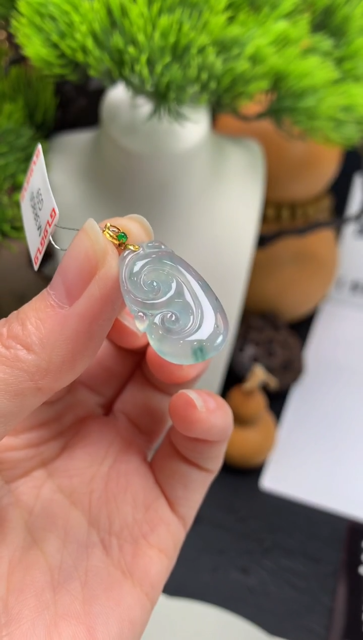 颈饰18K金镶嵌翡翠行***言---123877