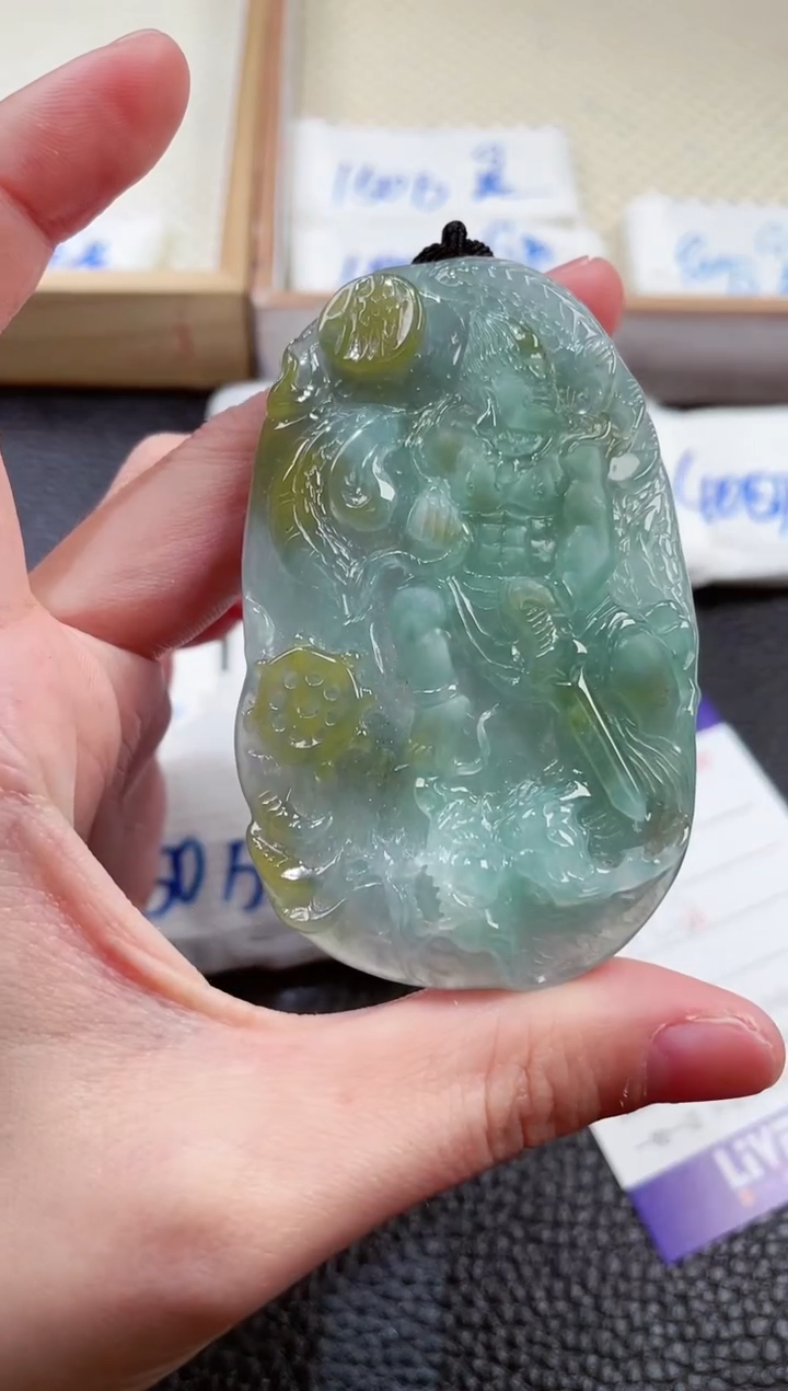 【闪购商品】翡翠颈饰未镶嵌000019588不动