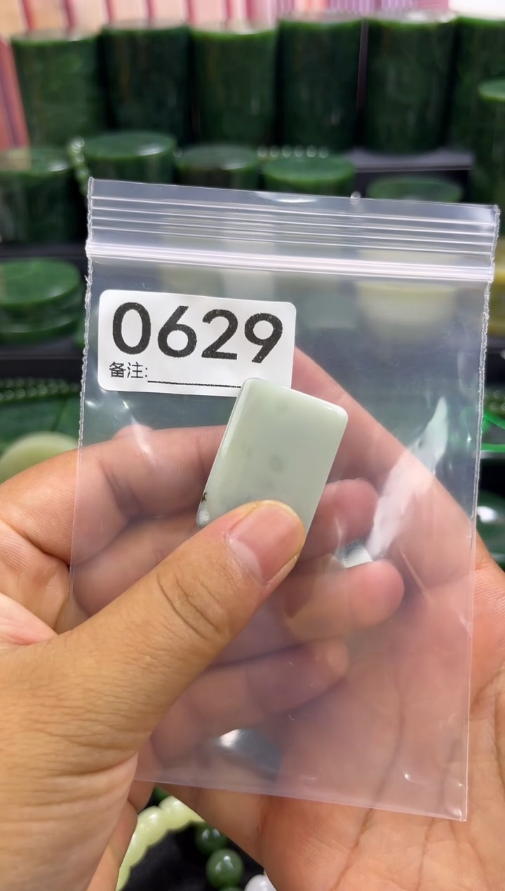 未镶嵌和田玉珠宝半成品无事牌