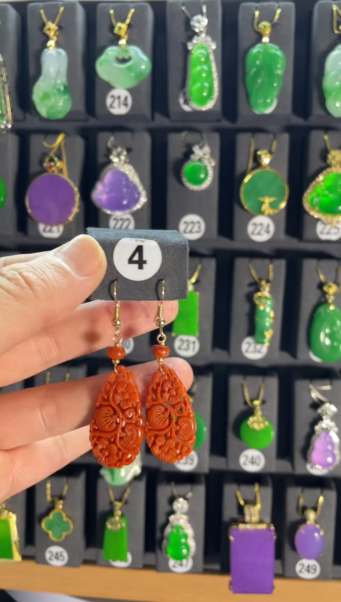 【闪购商品】翡翠颈饰银S925镶嵌4....