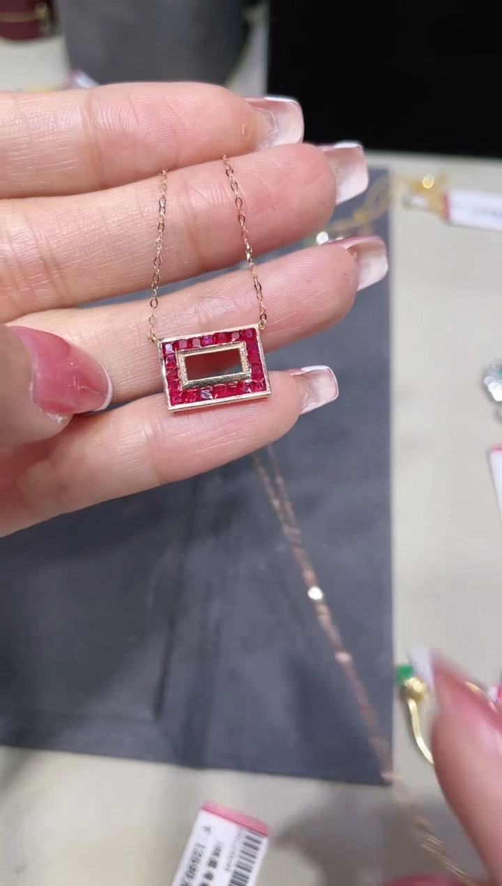 【闪购商品】红宝石项链18K金镶嵌·