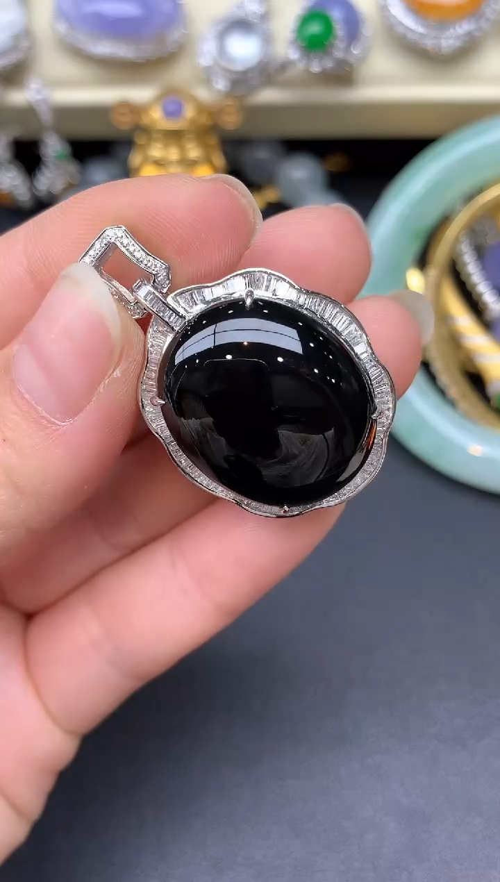 颈饰18K金镶嵌翡翠361-雪姐翡翠天天见