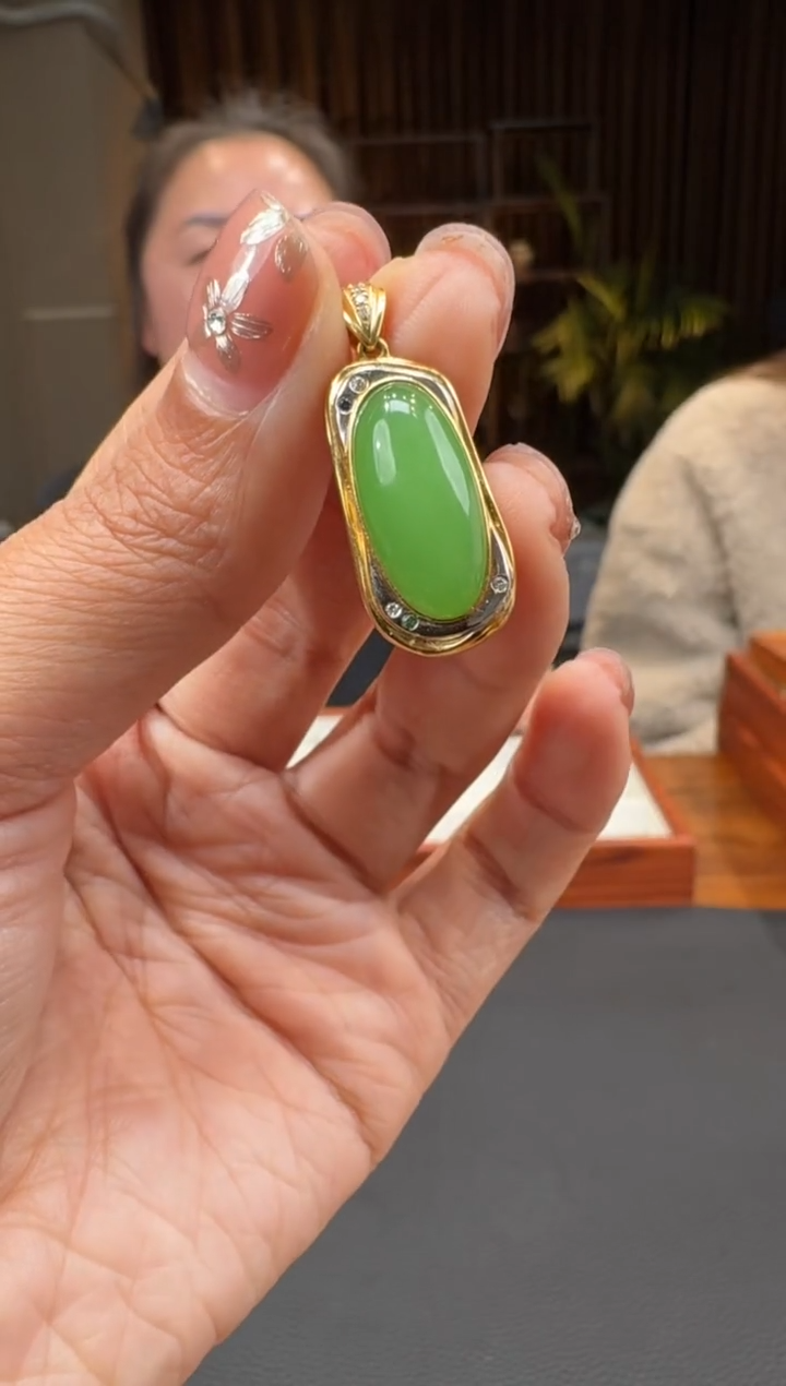 【闪购商品】和田玉15818K金镶嵌1.23赵玉