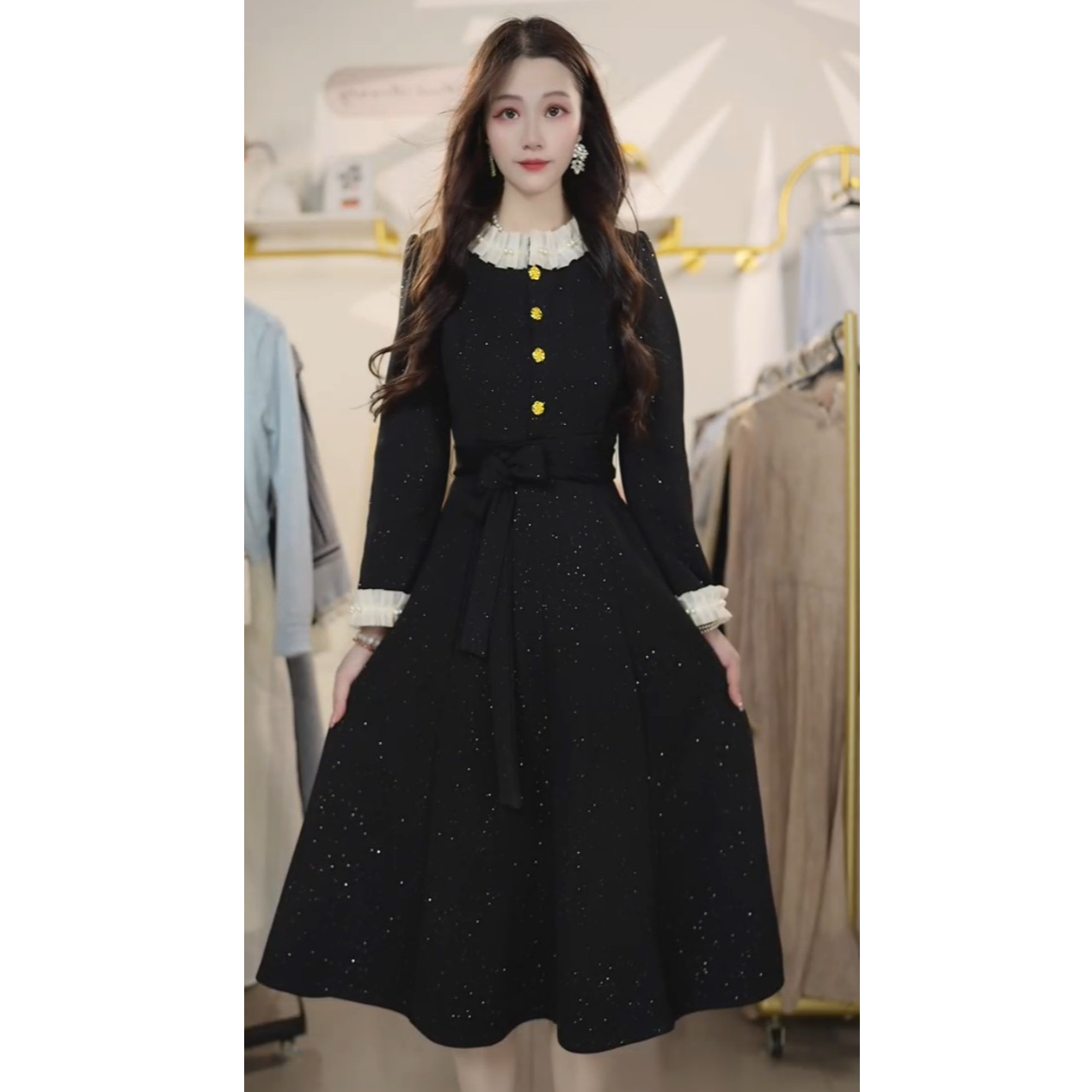 高档贵妃小黑裙连衣裙女新款赫本时尚木耳拼接过膝收腰Y659101