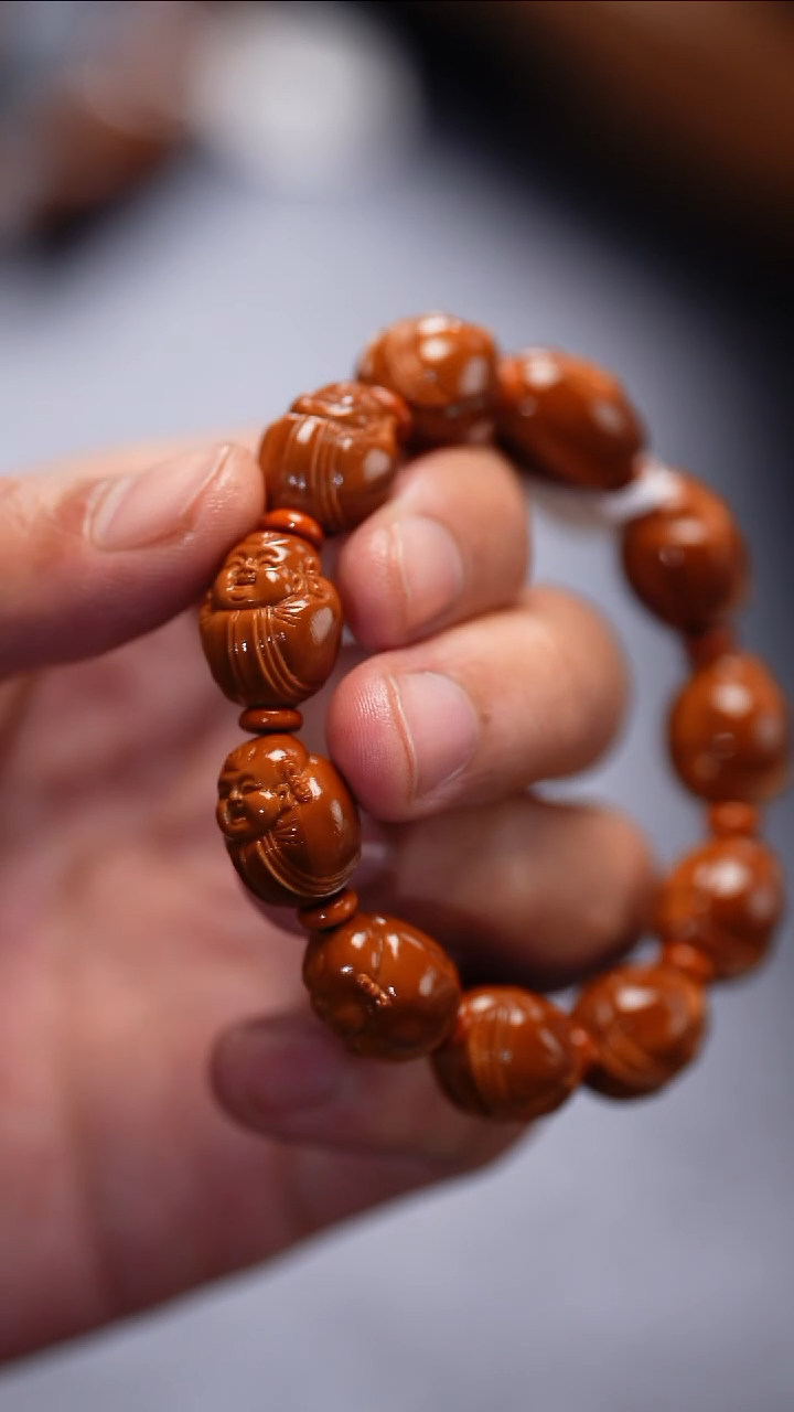 【闪购商品】橄榄核吊坠功利化