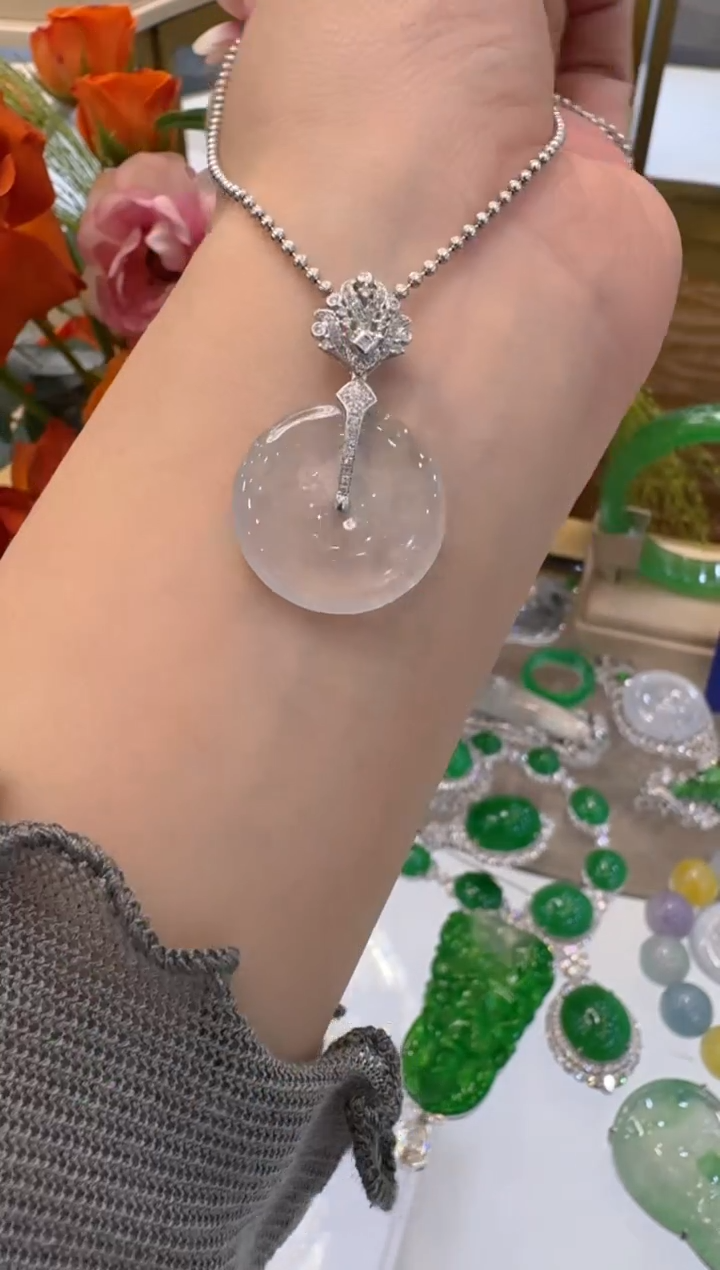 【闪购商品】翡翠吊坠(不含链)18K金镶嵌多样性团购发一件