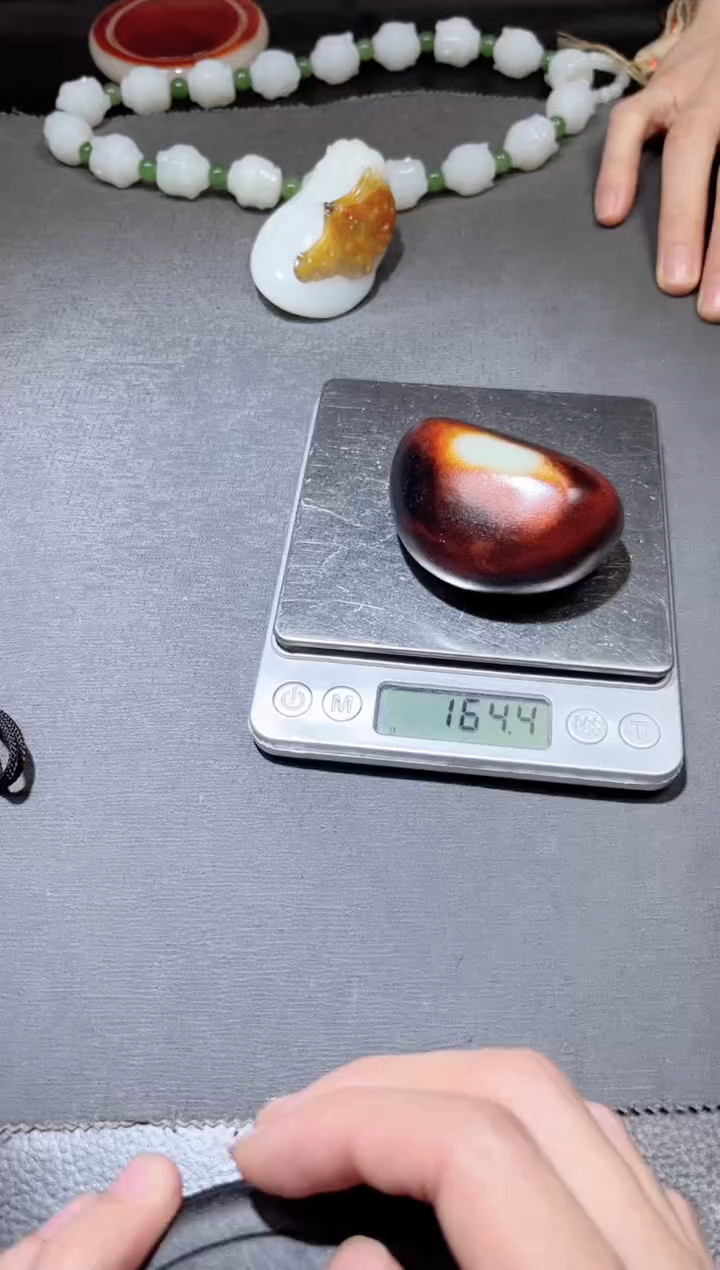 未镶嵌和田玉（子料）挂件农****员YL-ZZ-12.4-19