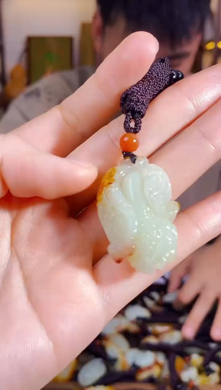 【闪购商品】和田玉颈饰未镶嵌1