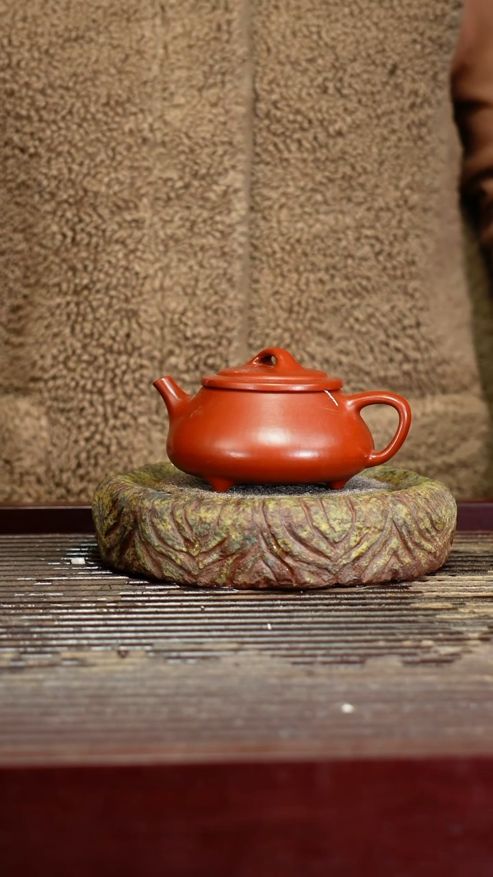 宜兴原矿紫砂壶茶壶宜兴原矿紫砂壶茶壶120C