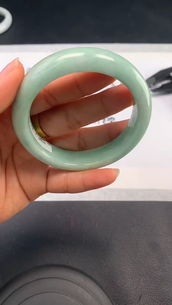 【闪购商品】翡翠手镯未镶嵌天然缅甸A货翡翠手镯