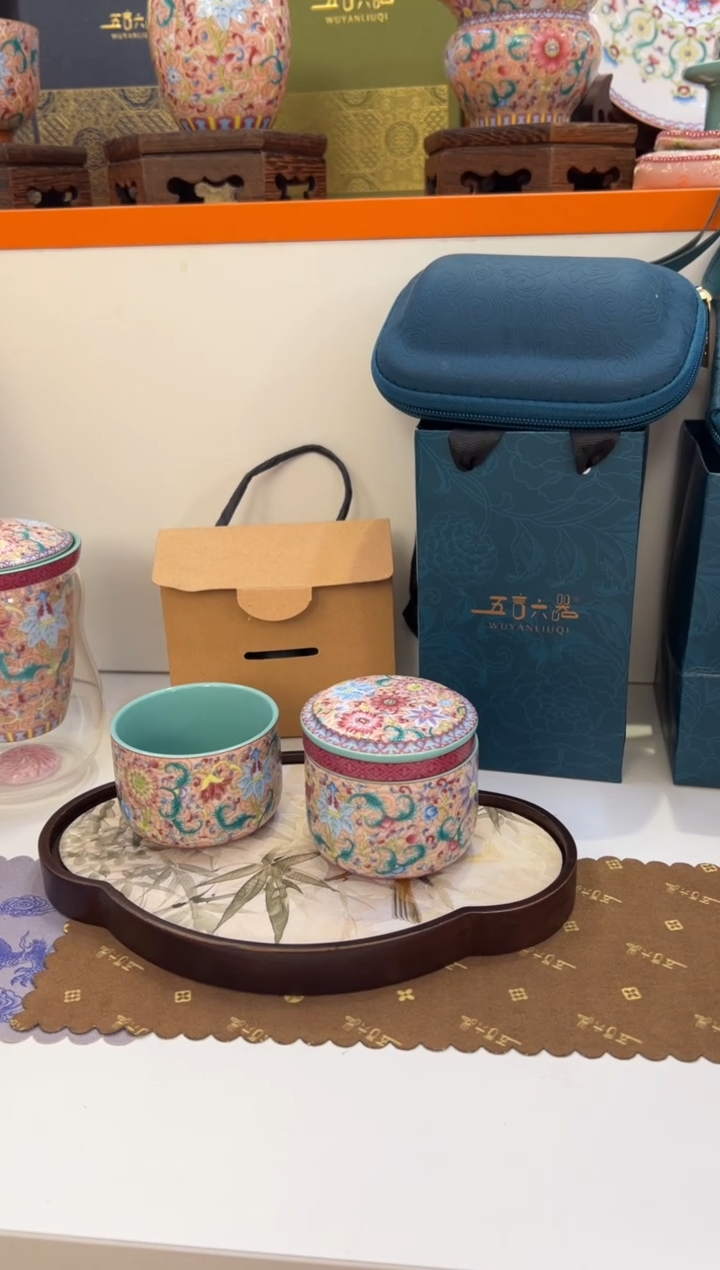 瓷片小乔闪电购链接
